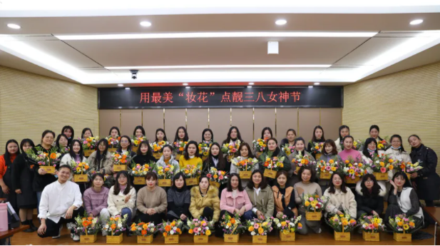 ���Ź����217��(�й���)����