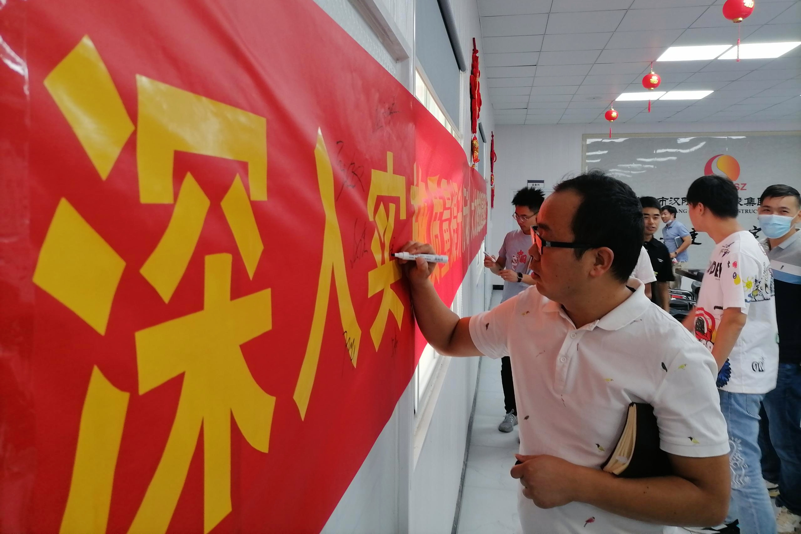 ���Ź����217��(�й���)����