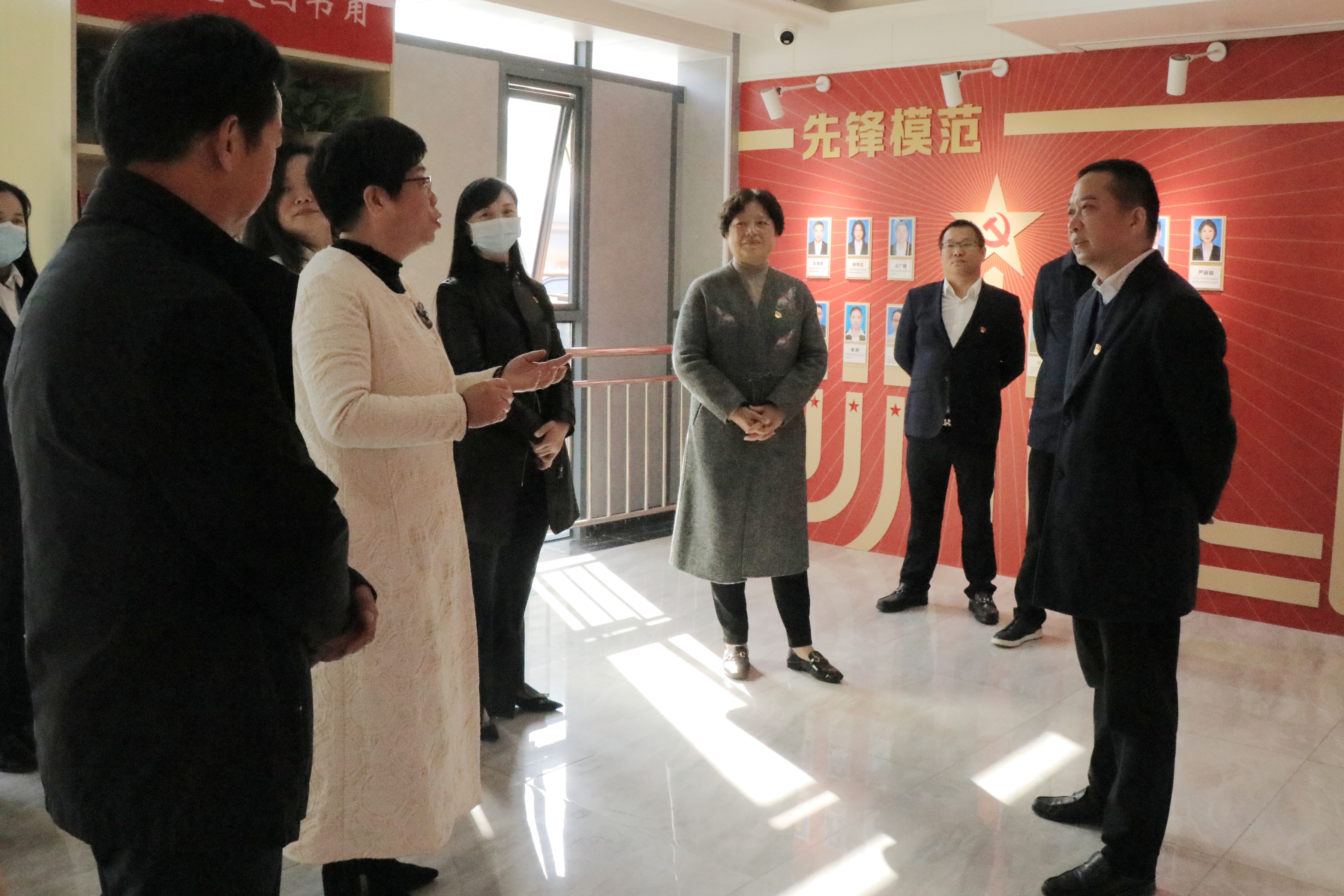 ���Ź����217��(�й���)����