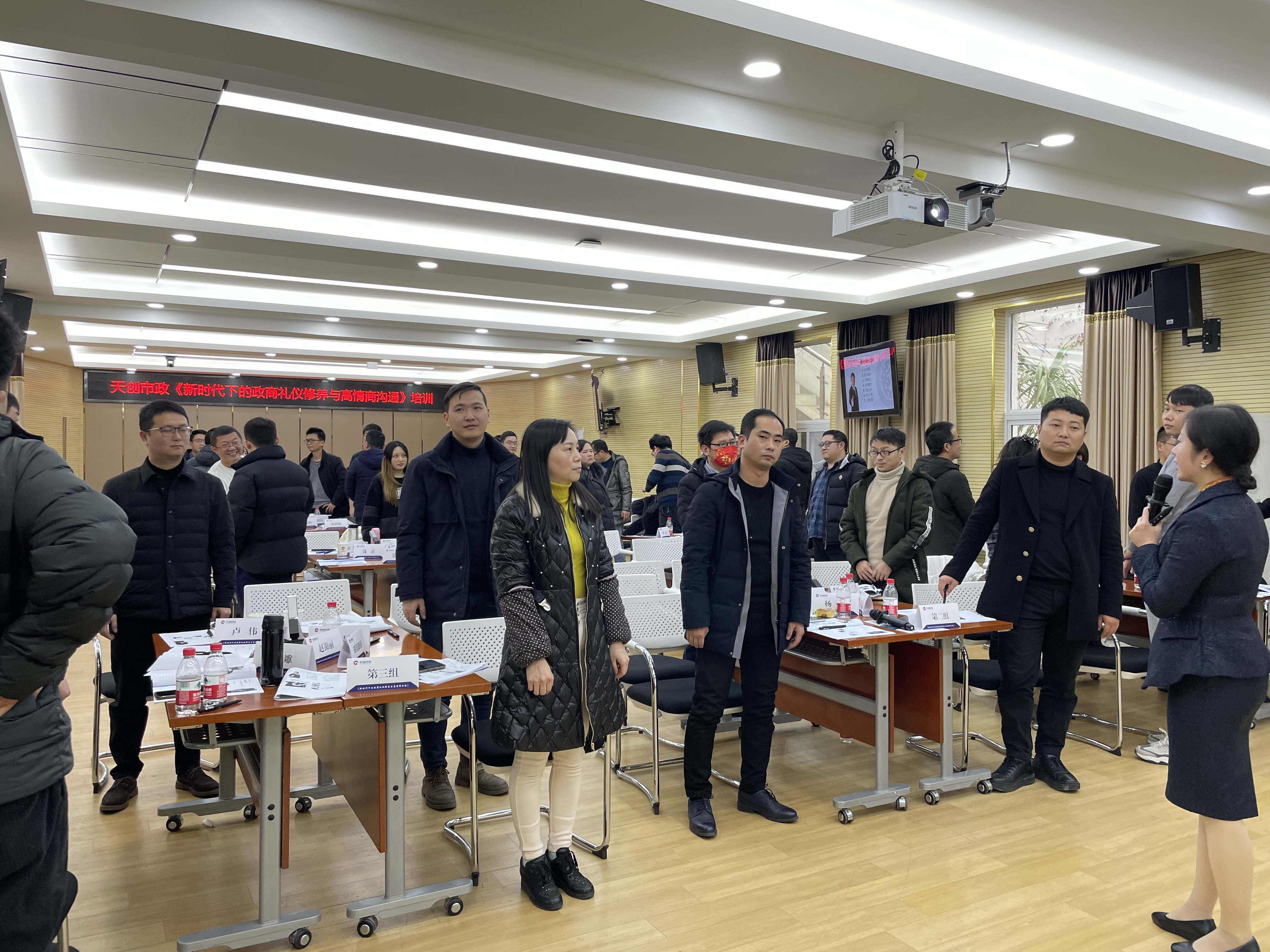 ���Ź����217��(�й���)����