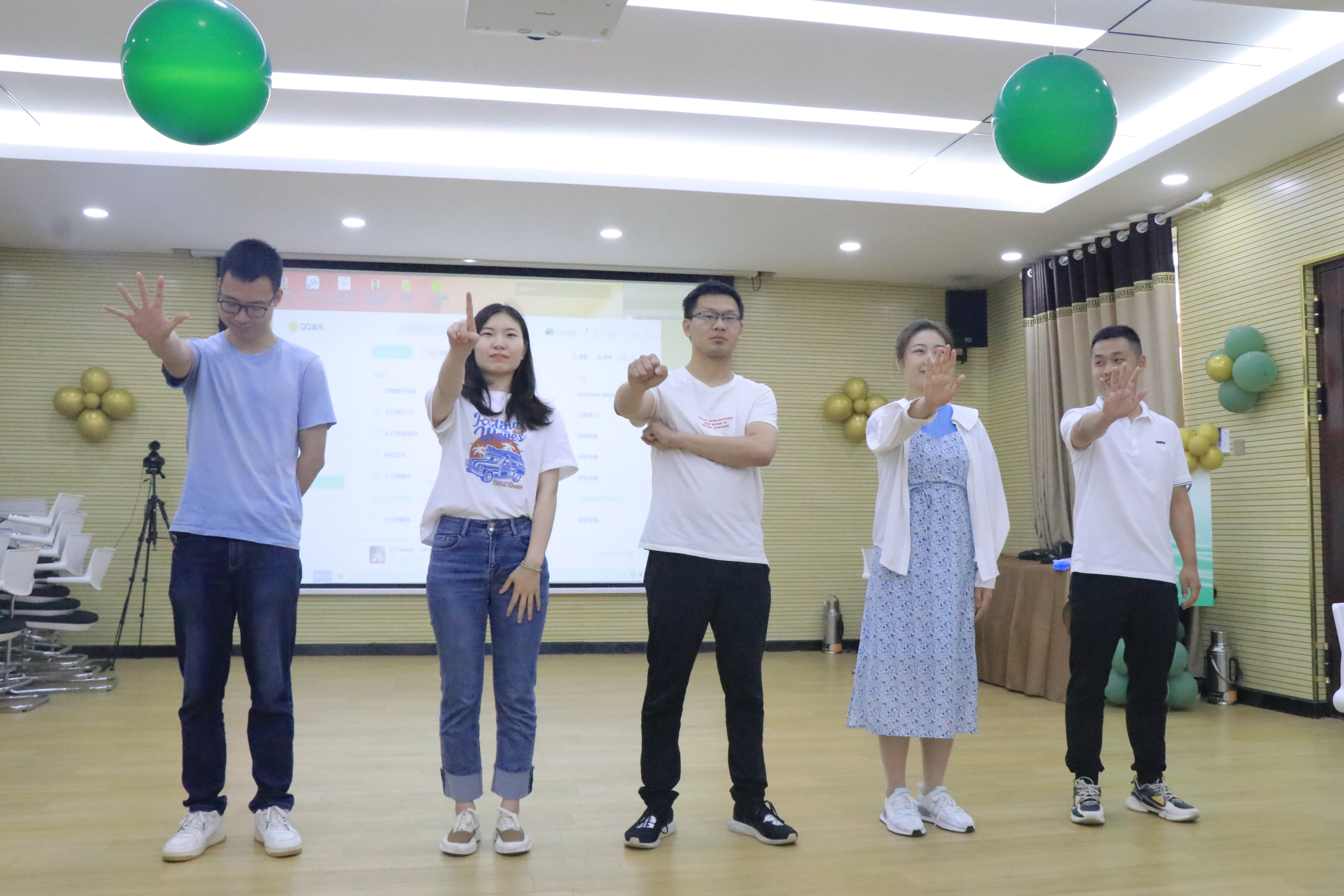 ���Ź����217��(�й���)����