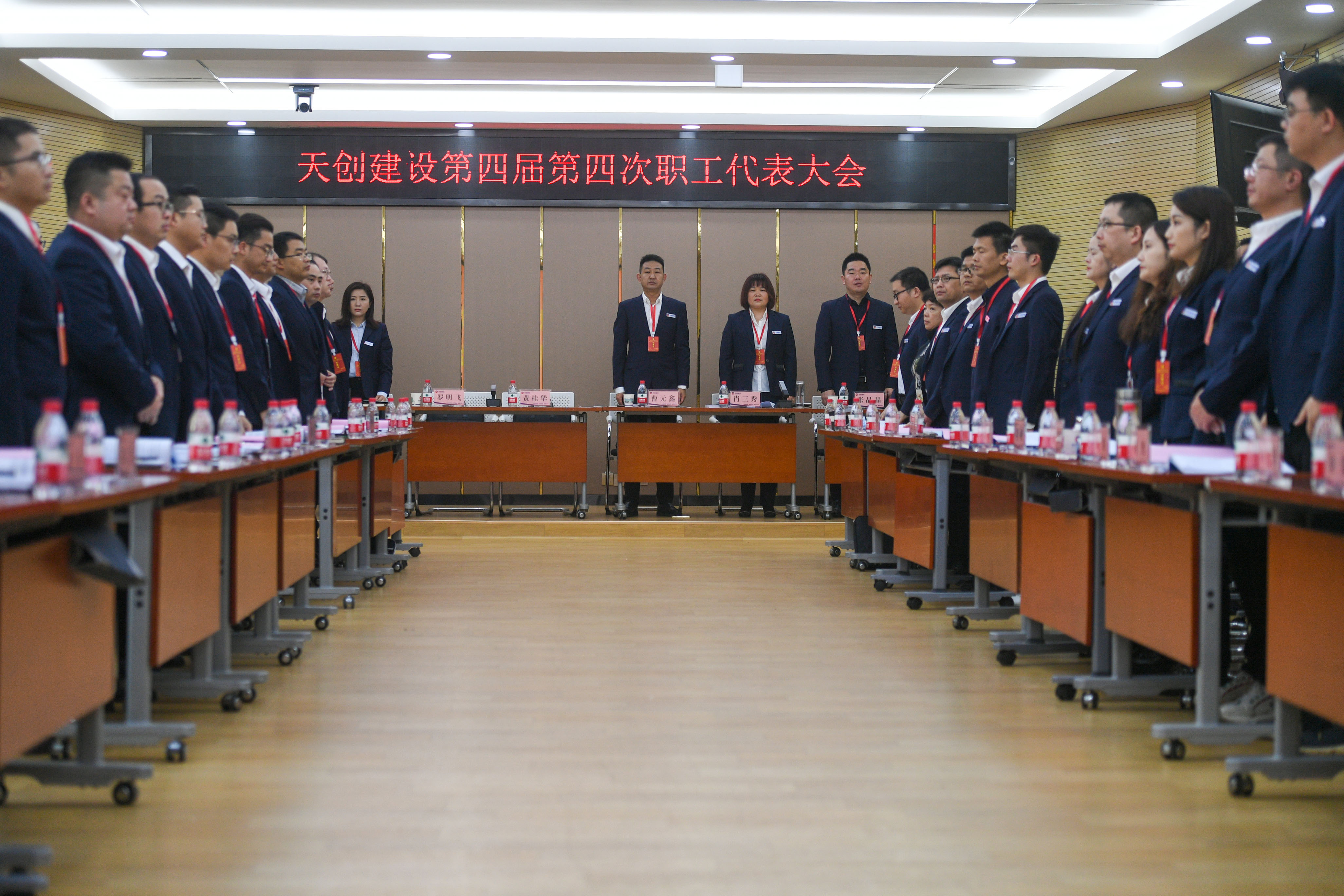 ���Ź����217��(�й���)����