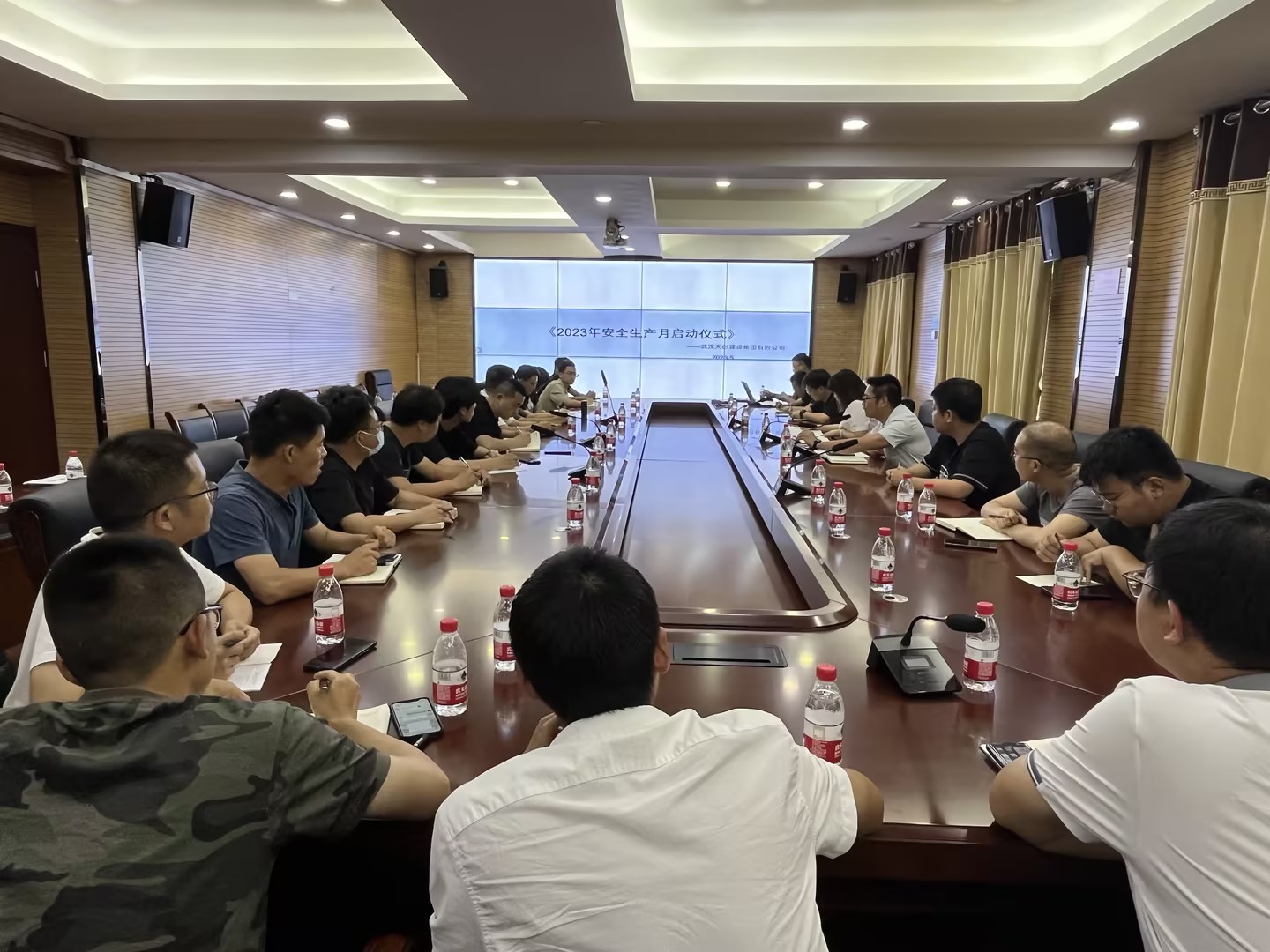 ���Ź����217��(�й���)����