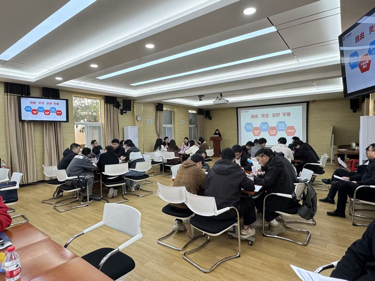 ���Ź����217��(�й���)����