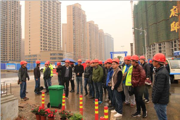 ���Ź����217��(�й���)����