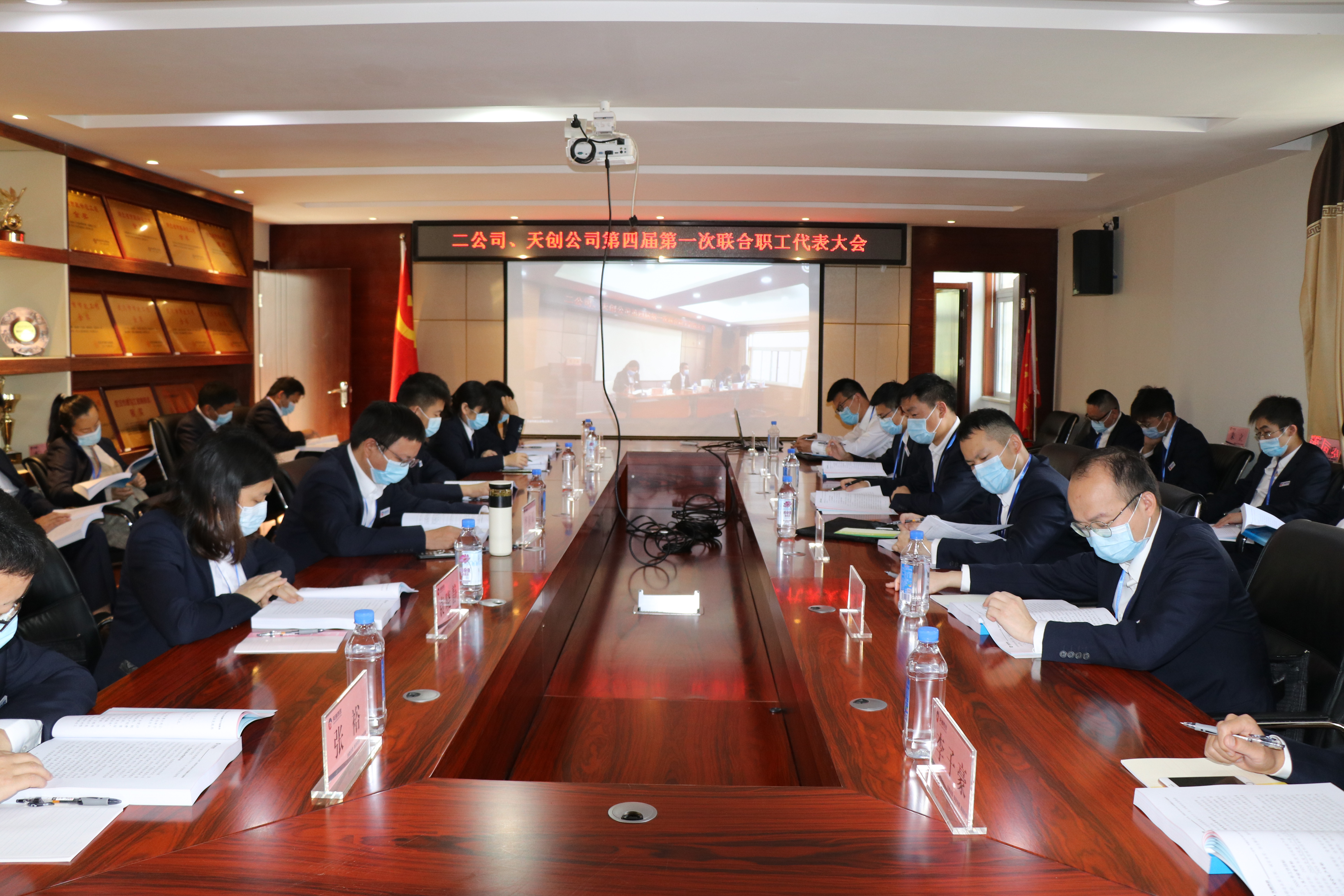 ���Ź����217��(�й���)����