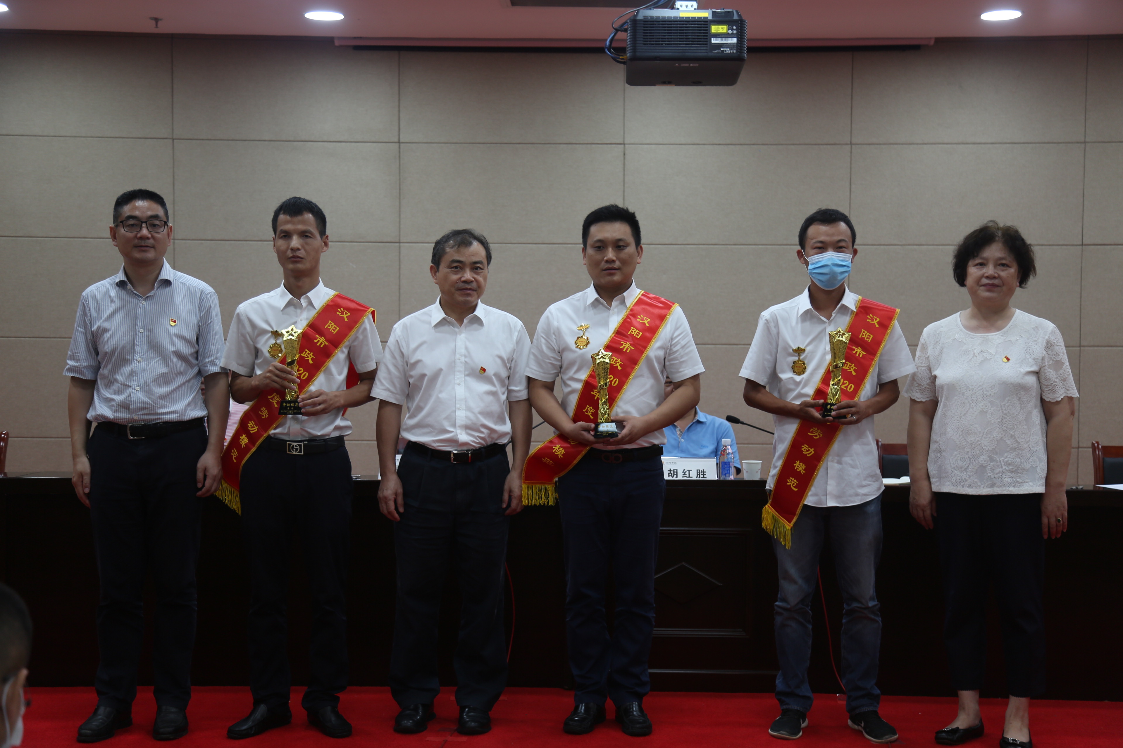 ���Ź����217��(�й���)����